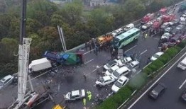 郑州高速爆料事件视频,揭秘高速路惊险瞬间